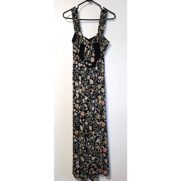 Stylish Black Floral Romper - Open Back, Lightweight, Spring/Summer Fashion, SzM - Picture 4 of 9